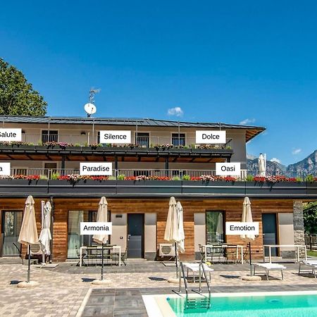 Dascio Emotion Ferienwohnung Mit Terrasse Am See Ngoại thất bức ảnh