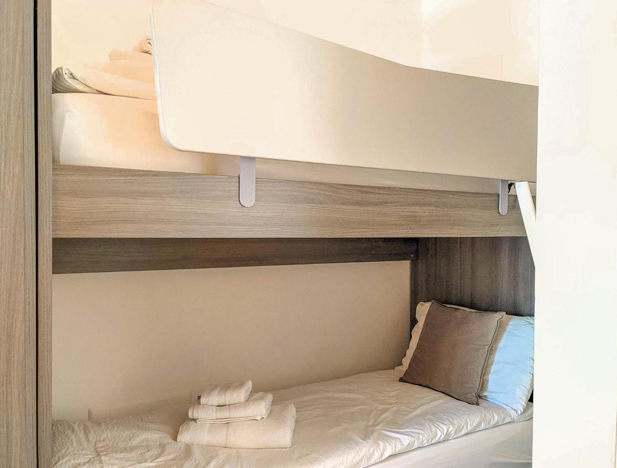 Dascio Emotion Ferienwohnung Mit Terrasse Am See Ngoại thất bức ảnh